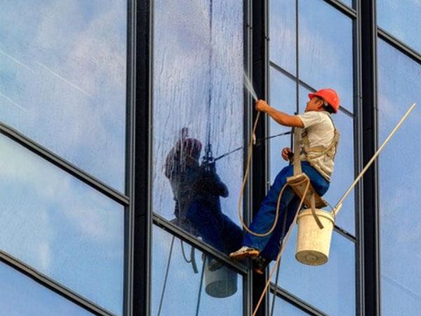 外墻清洗后如何保持其長效清潔？